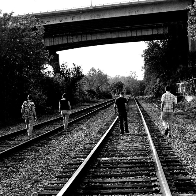 group_tracks2_black.jpg
