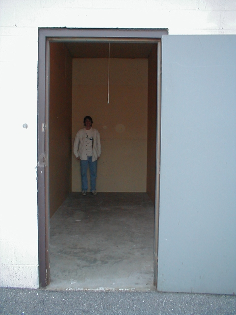 The Tom next door in a vacant unit at the old place.